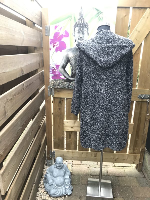 Vest gebreid lang gemeleerd zwart